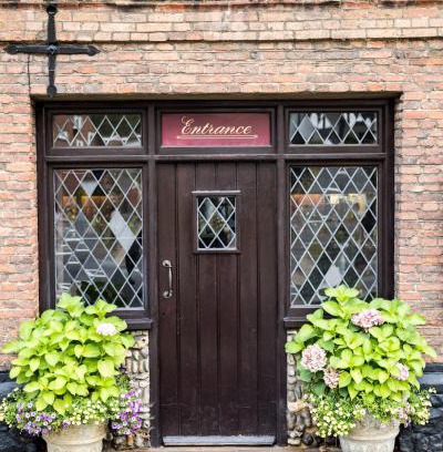 Norwich Hotel | The Red Lion Eaton