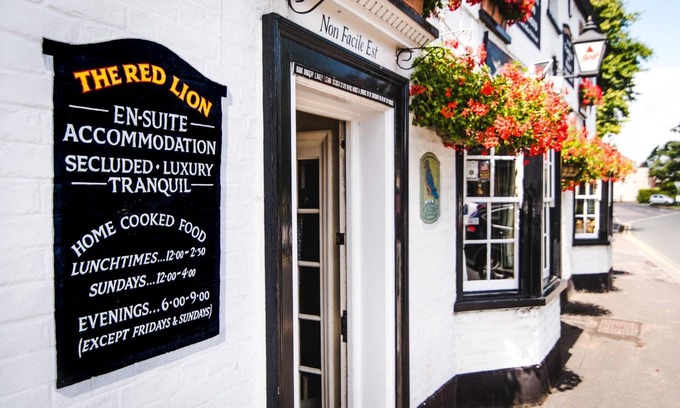 Histon Hotel | The Red Lion