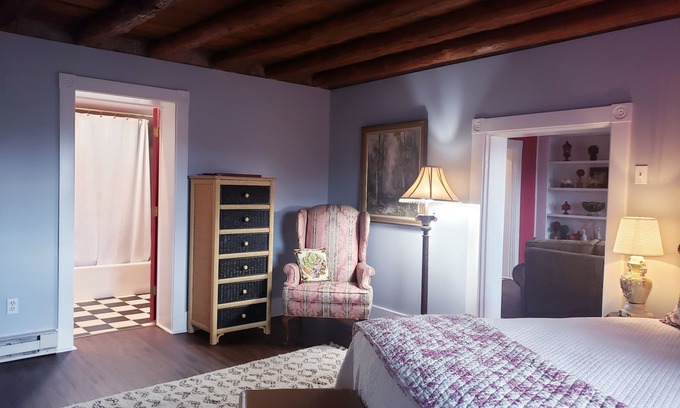 Conover Other | The Red Pump Inn~Est. 1812, One Bedroom Farmhouse