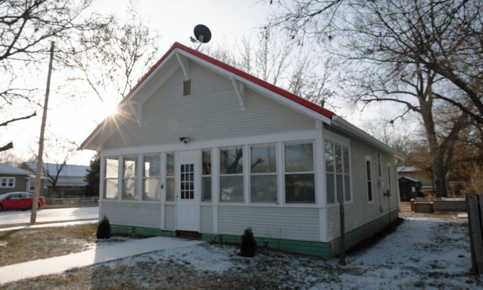 Mobridge House | The Red Roof Cottage