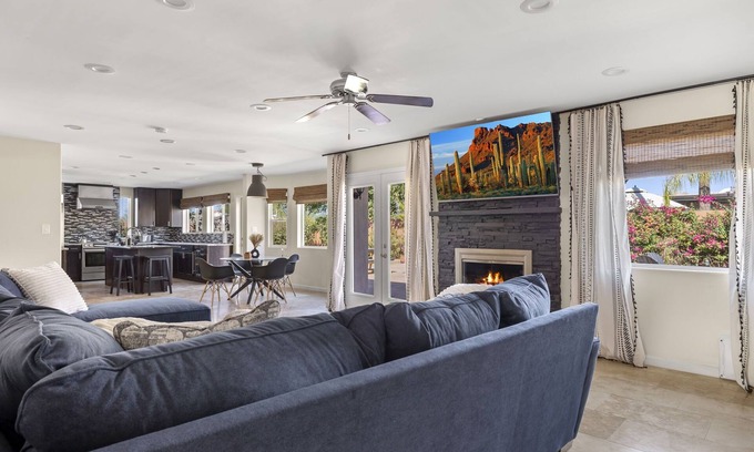 Raskin Estates House | The Redfield House