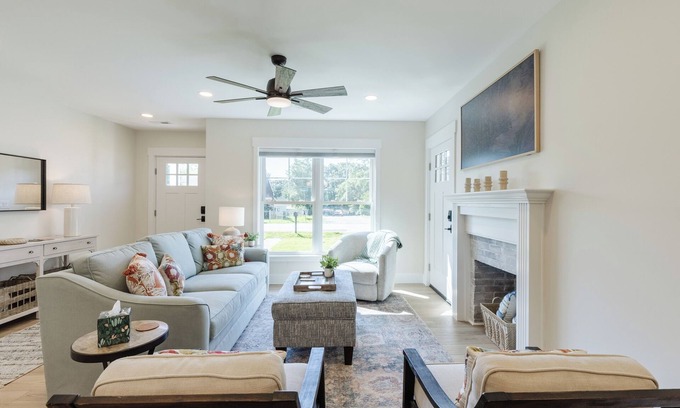 Sans Souci House | The Reedy Retreat- Modern 2BR/2BA Gem | Renovated | Walkable | Near Downtown & Swamp Rabbit Trail