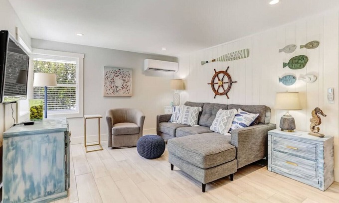 Fernandina Beach Condo | The Reef | Cozy Hideaway | Private Patio | Located Steps from the Beach