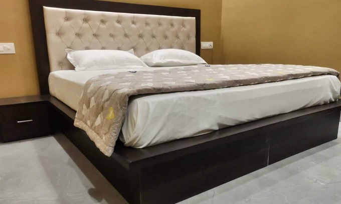Ambala Hotel | The Republic Hotel