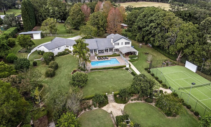 Matcham House | The Residence - 6 Bedrooms, Tennis Court, Pool, Heated Spa