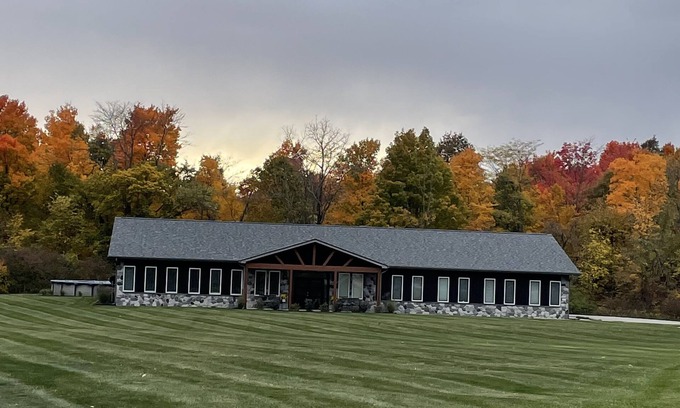 Marion Apartment | The Resting Place Apt 1 Keep it simple at this peaceful & centrally located Apt