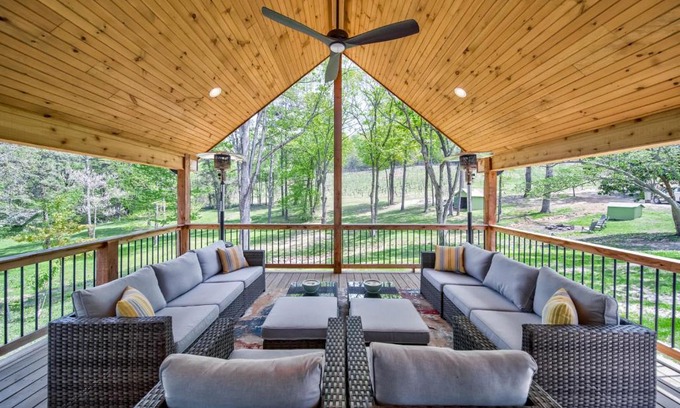 Clermont Cabin | The Retreat at WY Vineyard