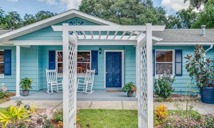 Mount Dora House | The Retreat ★ Fast Wi-Fi ★ Heart of Mount Dora