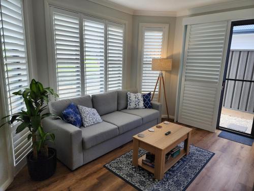 Cameron Park Apartment | The Retreat Modern Cosy Stylish