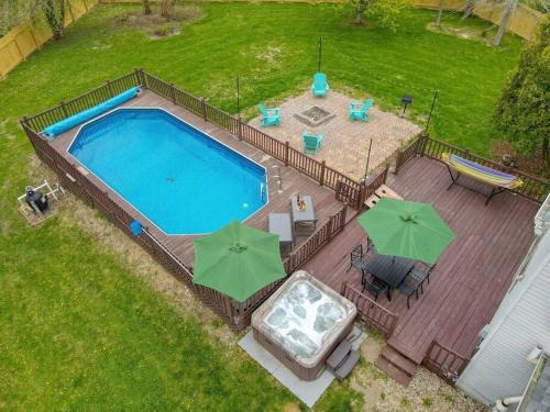 Greenwood House | The Retreat - Private Pool-Spa-Firepit-Gameroom