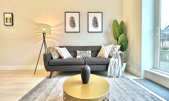 South Newton Condo | The Retreat Suite