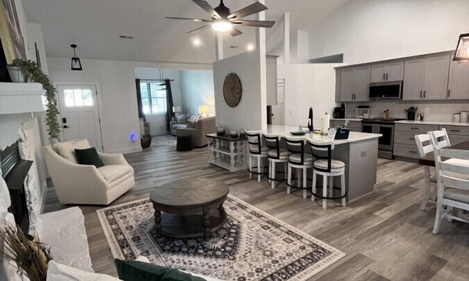 Franklin House | The Rhododendron Cottage