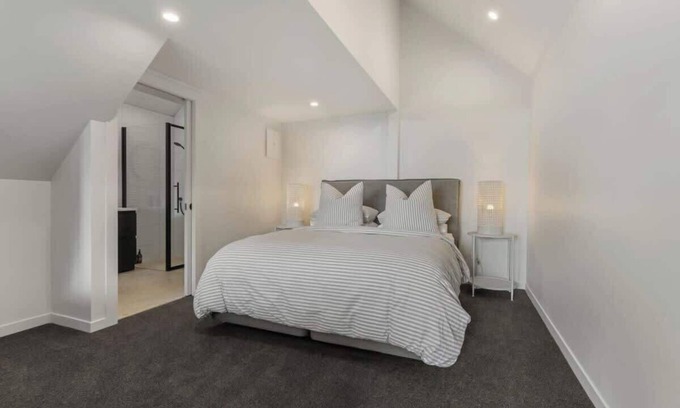 Mangawhai Villa | The Ridge Villa 4 – Couple’s Escape, Romantic Breathtaking Views