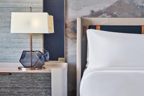 Downtown Portland Hotel | The Ritz-Carlton, Portland