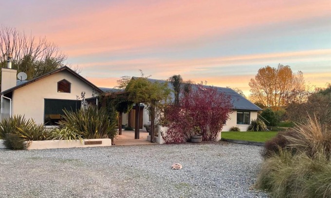 Wanaka Villa | The River House Wanaka