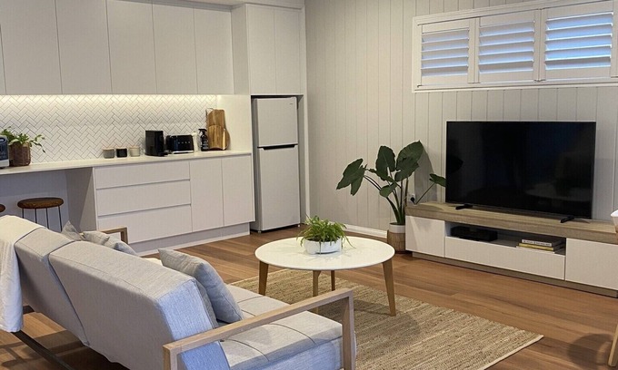 Tweed Heads South House | The River Retreat - 5mins to Coolangatta