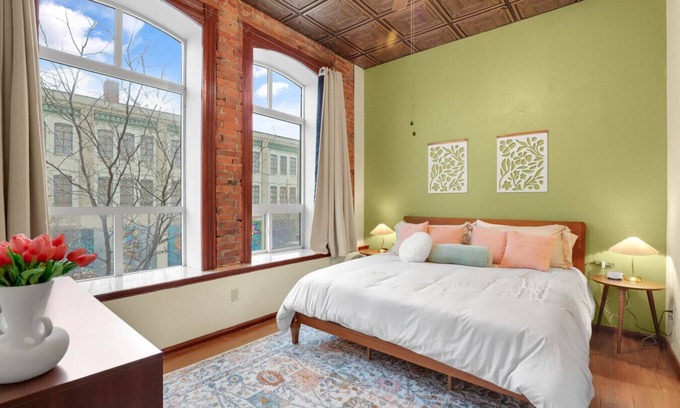 Great Falls Apartment | The Riverdale: Downtown Cory Block Apartment