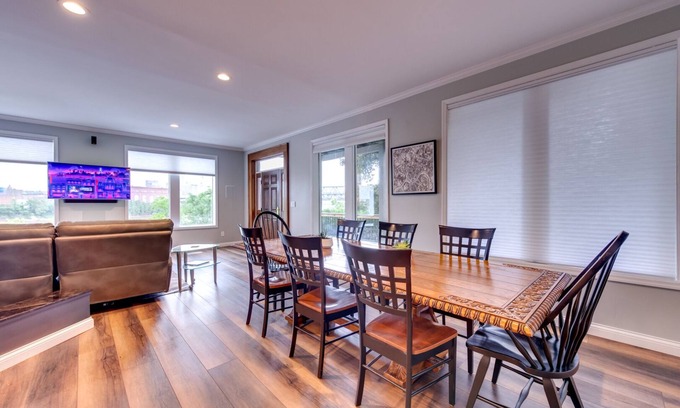 Covington House | The RiverHaus: Skyline Views, 5mins to DT Cincy