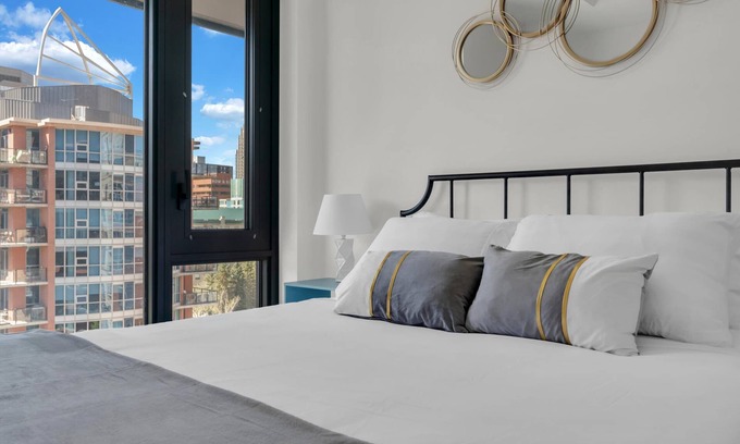 Eau Claire Apartment | The Riverlight Den DT | Comfort & Amazing City Views