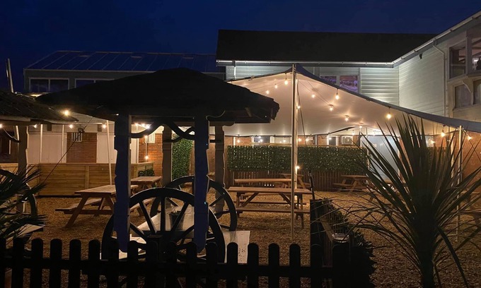 Saltford Hotel | The Riverside Inn