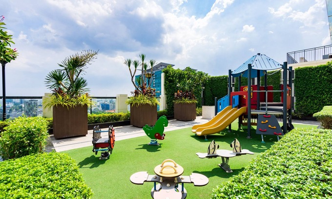 Dong Khoi Apartment | The Rixx Spectacular Apartment in D1/gym/pool/Netlix/3bedrooms/bathtub/security