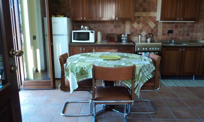 Pella Apartment | the Robin holiday home, 2 bedrooms, 5 persons