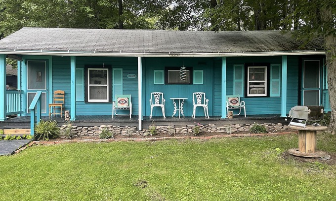 Aldenville House | The Robin's Nest at Elk Lake