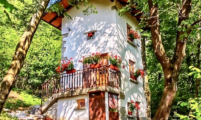 Valsecca House | THE ROCCOLINO HOLIDAY HOME