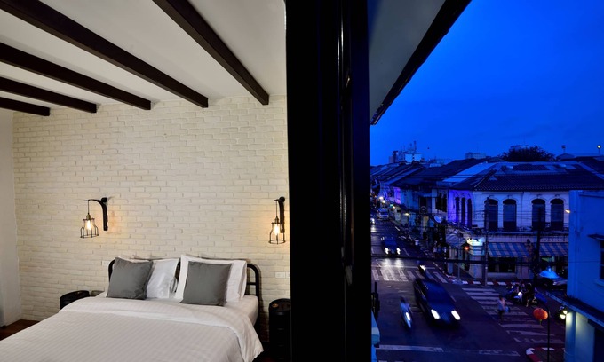 Old Phuket Town House | The Rommanee Classic Guesthouse