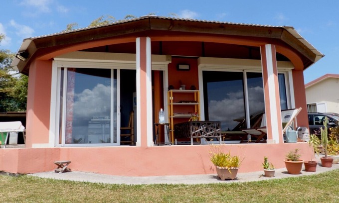 Sainte-Suzanne Apartment | The Rond Dada and Kaz in Dada Circular Bungalow