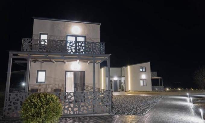 Almopia Hotel | The Rooms