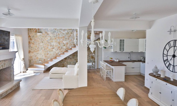 Sanza House | The Roots - Apartment 1