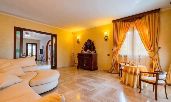 Alezio Villa | The Rosa's Luxury House