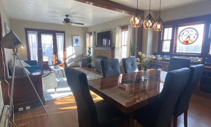 Alamosa House | The Ross-Downtown Alamosa *Hot Springs Admission Included* STR#2939