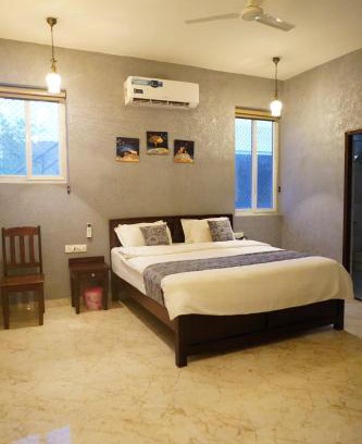 Village Hokra House | THE ROYAL FARM