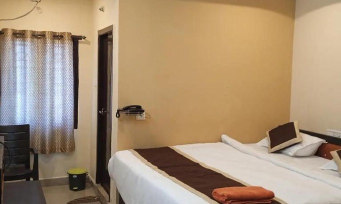 Visakhapatnam Bed & Breakfast | The Royal Inn