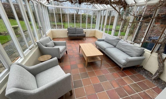 Princes Risborough House | The Royal Retreat -Elegant 7BDR with Garden