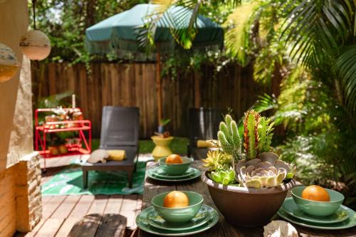 Poinsettia Heights House | The Rum Locker