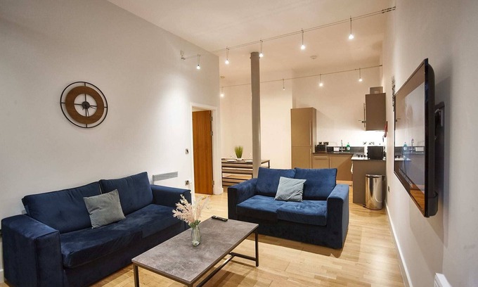 Manchester Apartment | The Safire Suite Summ