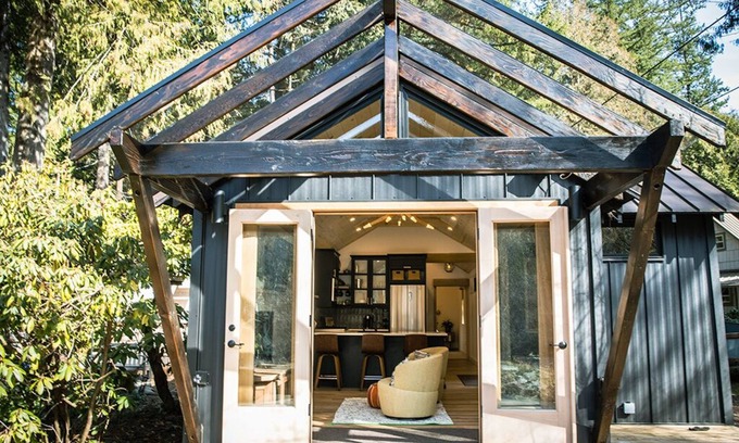 Welches House | The Salmon River Cottage