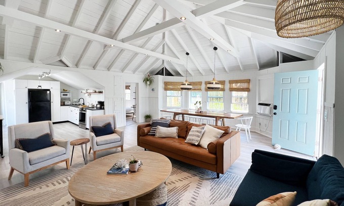 Ocean Bay Park House | The Salted Bungalow: A boutique Fire Island beach retreat.