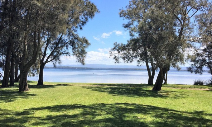 Sanctuary Point Hotel | The Sanctuary at Paradise Beach - Couples only - 10 minutes famous Hyams Beach