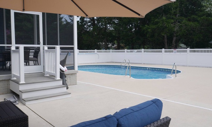Lewes House | The Sand Dune! 5 Min. To Lewes Beach, Private Pool & Game Room