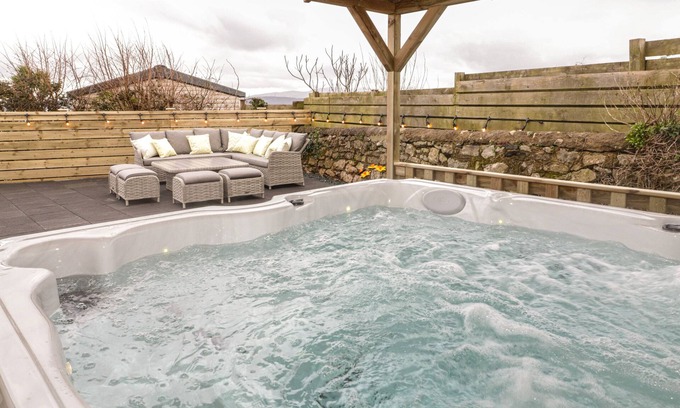 Benllech Cottage | The Sandy Bee