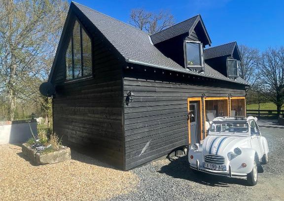 Saint-Dizier-les-Domaines House | The Sans Souci Estate - The Chalet Studio Apartment, Adults Only