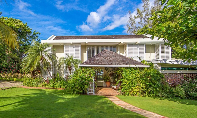 Discovery Bay Villa | The Sea-Grapes Sanctuary Villa