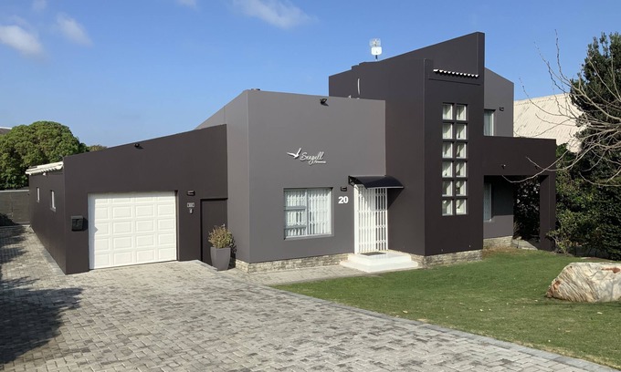 Sandbaai House | The Seagull Hermanus
