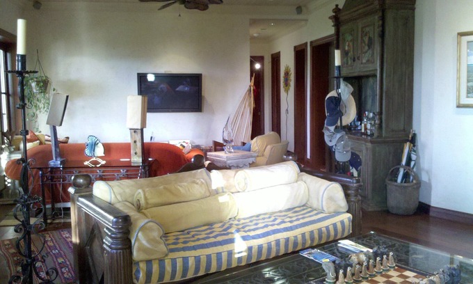 Lucaya House | The Searching Frigate - Condo with a View