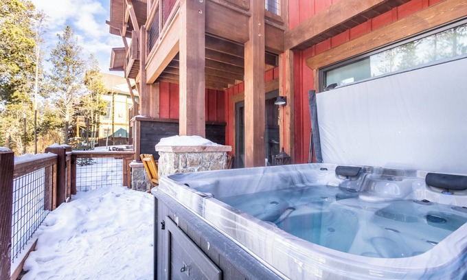 Lakeside Village Apartment | The Seasons at Keystone #1819 by Summit County Mountain Retreats
