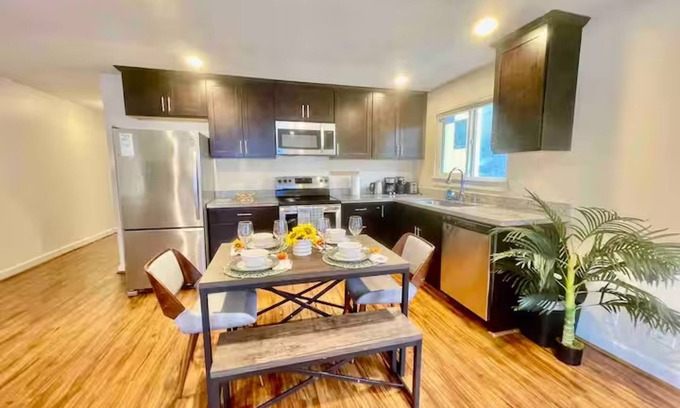 West Queen Anne Hotel | The Seattle Haven - Modern Suites